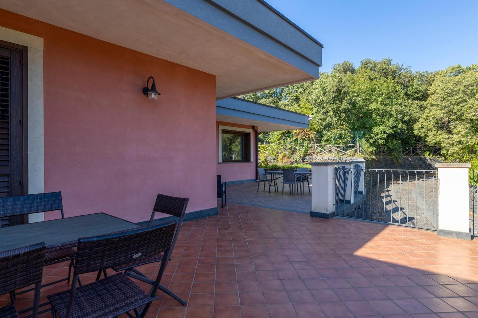 Lodge Vulcano, Tra L'etna E Il Mare Zafferana Etnea