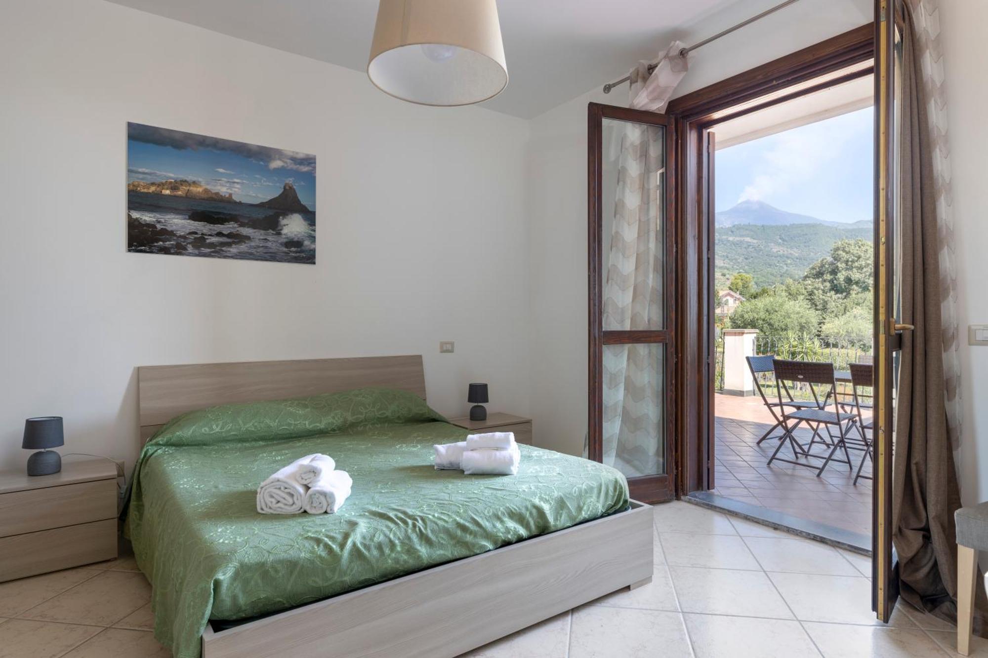 Vulcano, Tra L'etna E Il Mare Lodge *