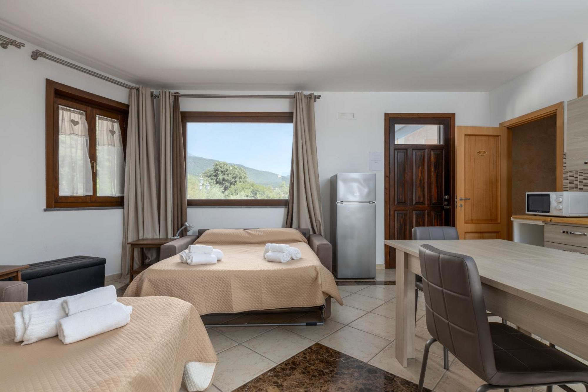 Lodge Vulcano, Tra L'etna E Il Mare